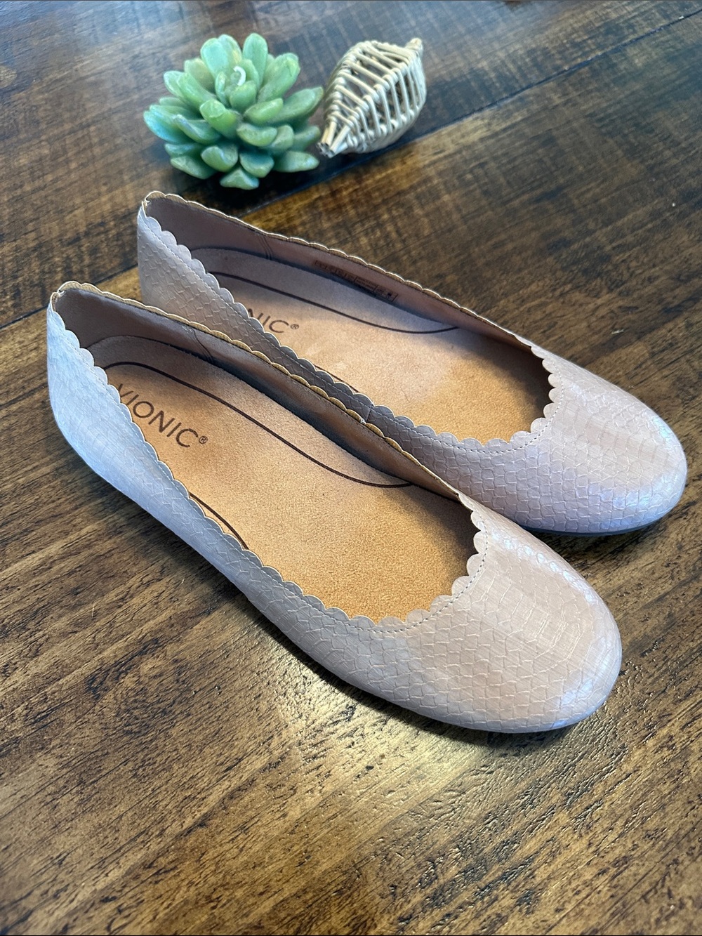 Vionic | Julieta Scalloped Ballet Flats Snake Embossed, Blush Taupe, Size 8